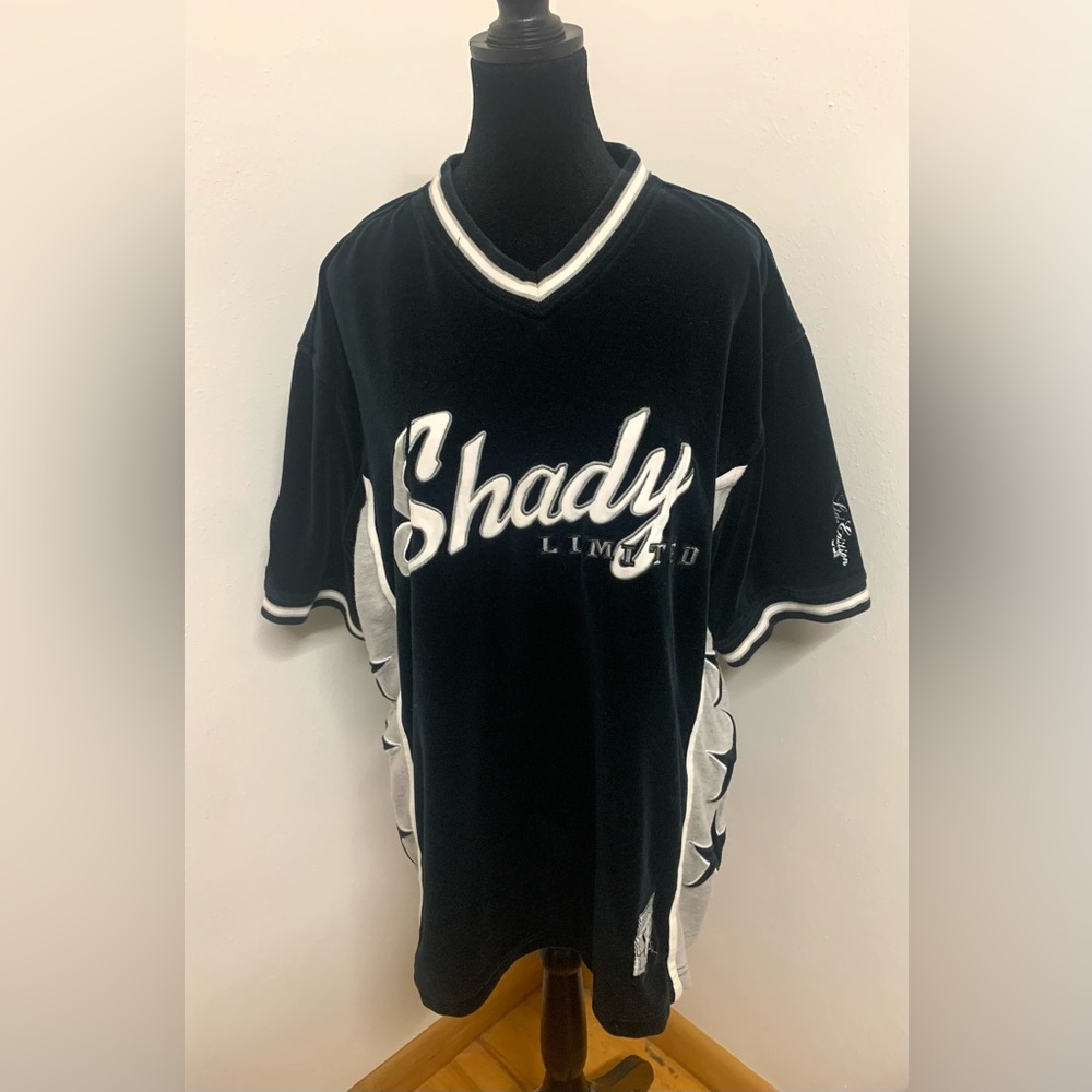 Vintage Shady Limited velour V neck pullover
